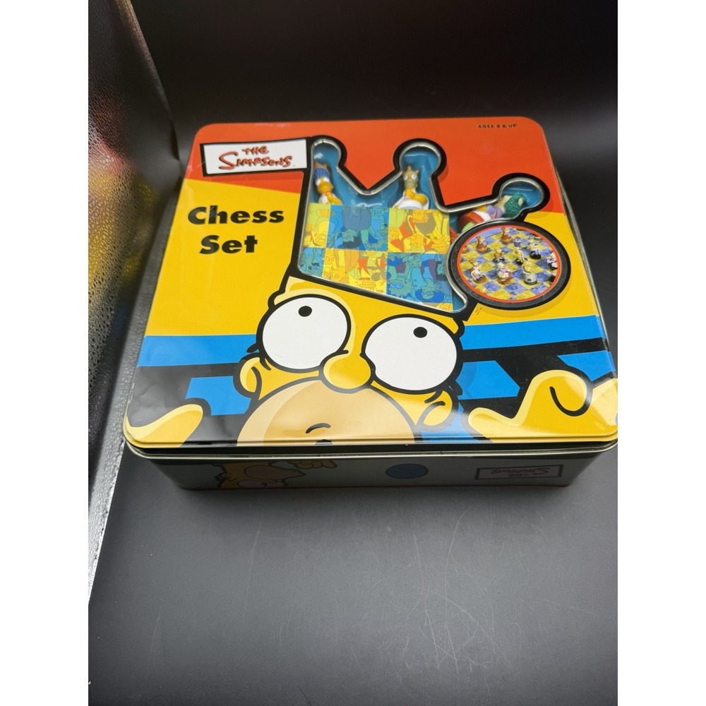 Cardinal The Simpsons Chess Set Tin Box, Multicolor, Ages 8+